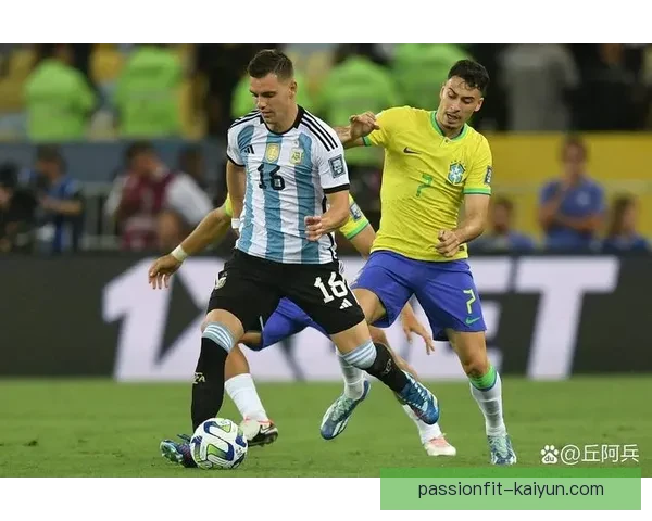 南美足球经典对决再度上演，历史宿敌交锋备受球迷期待